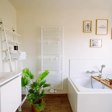 Beautiful House With Hottub Near Sea And Bruges Prázdninový dům *