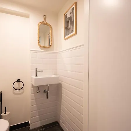 Holiday home Beautiful House With Hottub Near Sea And Bruges De Haan