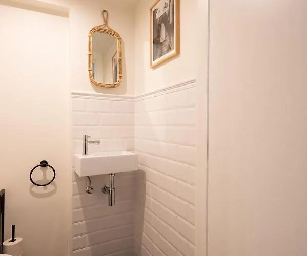 Dom wakacyjny Beautiful House With Hottub Near Sea And Bruges De Haan