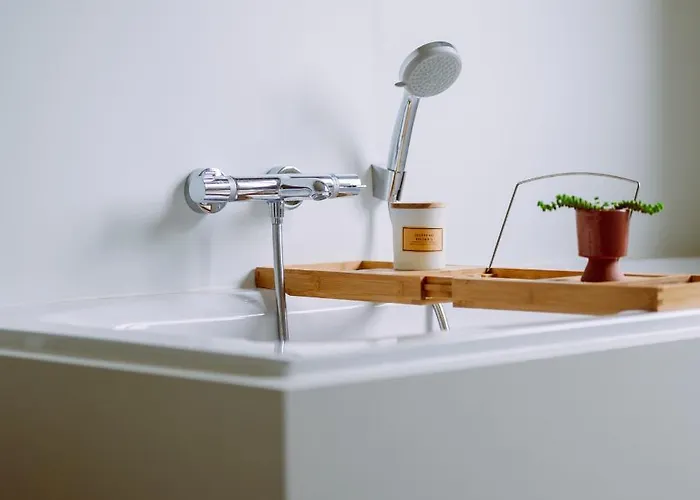 Beautiful House With Hottub Near Sea And Bruges * De Haan